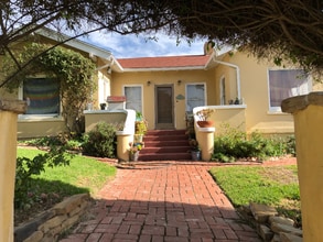 Building Photo - 144 Aliso St
