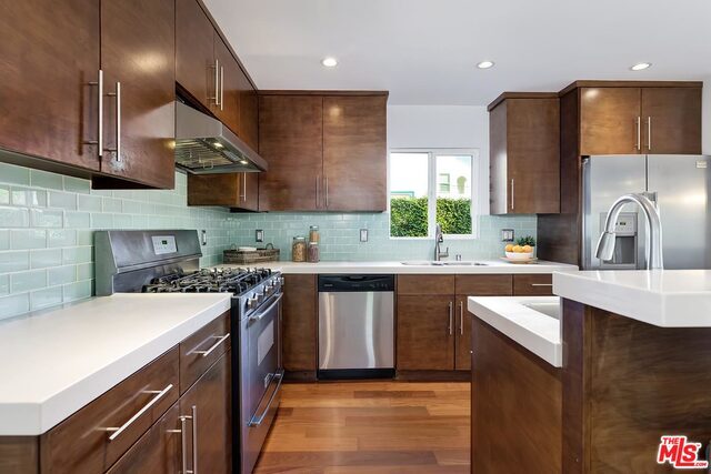 Building Photo - 1610 S Hayworth Ave