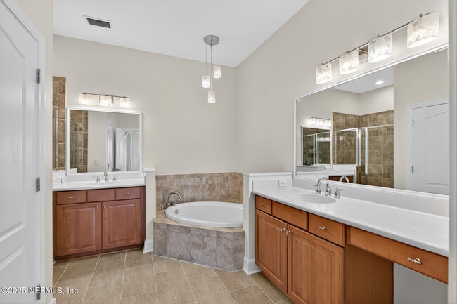 Building Photo - 13846 Atlantic Blvd