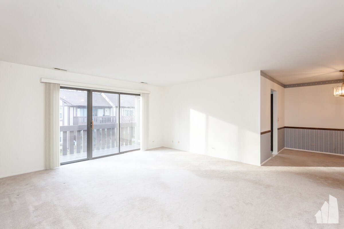 Building Photo - 2630 Northampton Dr