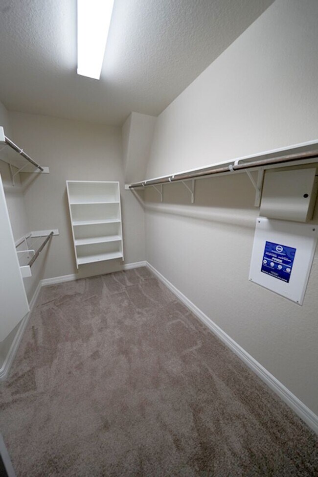 Building Photo - Wonderful Buffalo Crossing Rental in Cibol...