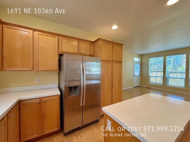Building Photo - 1691 NE 103rd Ave
