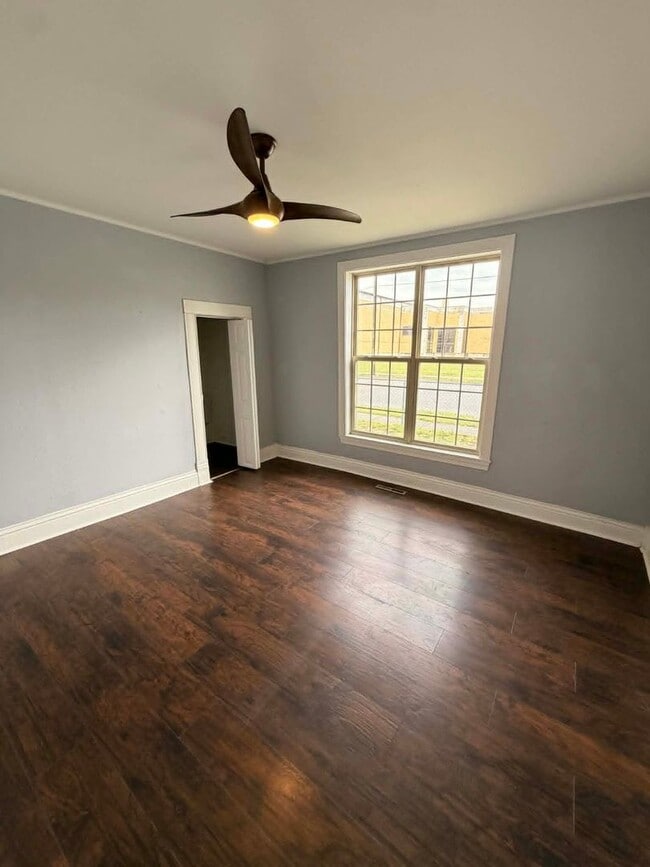 Building Photo - 202 South St