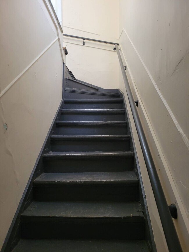 Building Photo - 1946 N 39th St