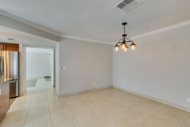 Building Photo - Amazing 3-bdrm home in Green Valley!