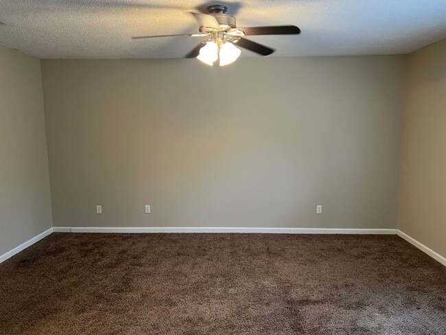 Building Photo - 103 Chickasaw Rd