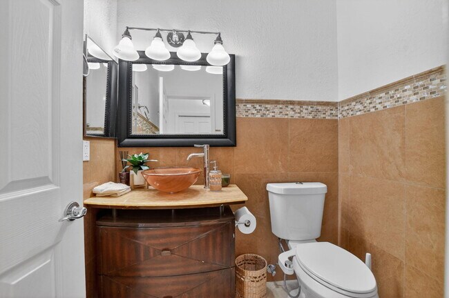 Building Photo - 12466 Baywind Ct