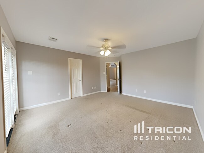 Building Photo - 4123 Pedernales River Ln