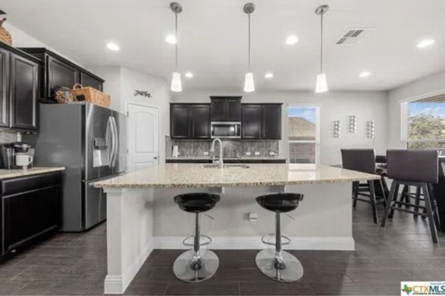 Building Photo - Spacious 4BR House in Harker Heights
