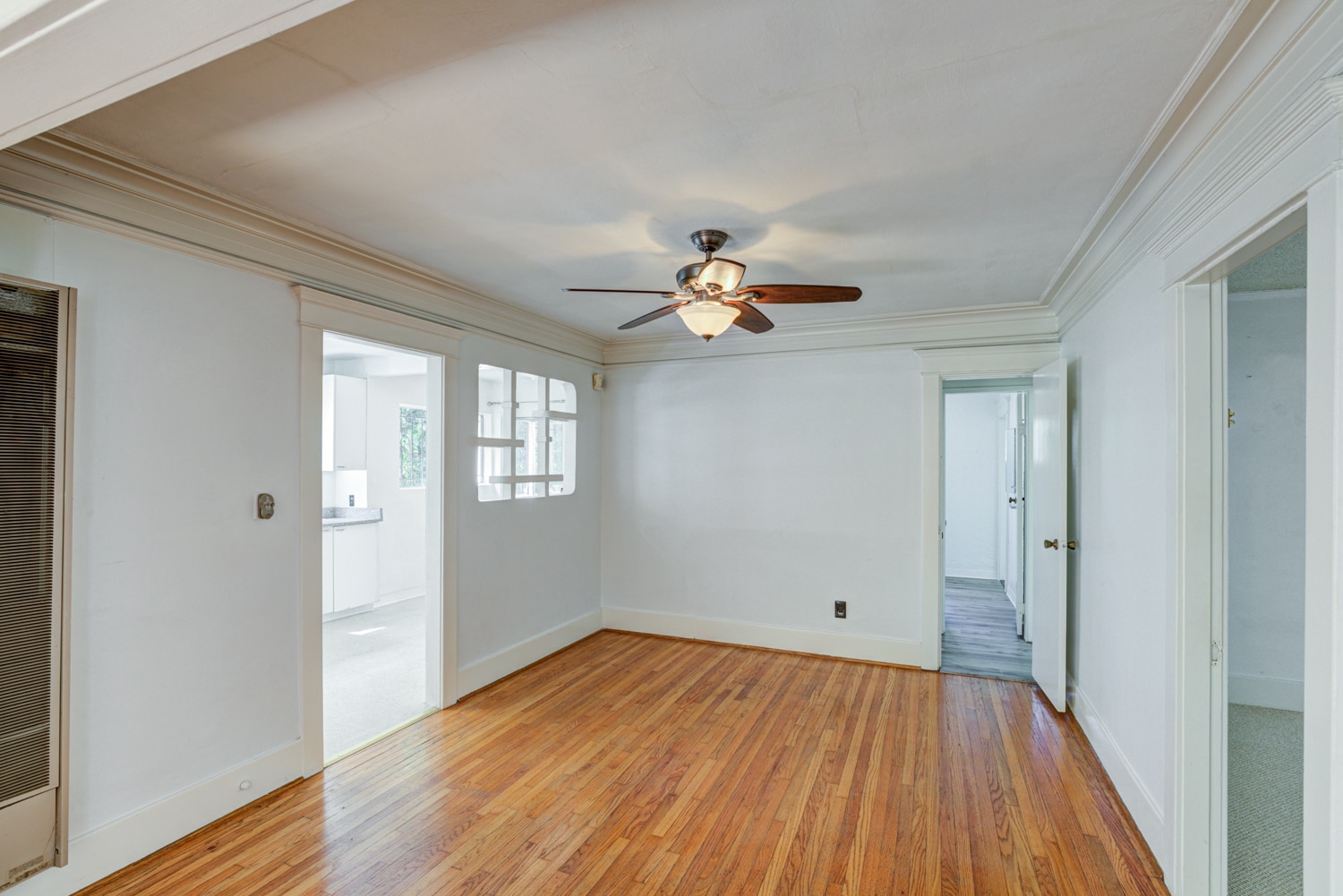 Building Photo - 835 N Ogden Dr