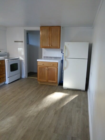 Building Photo - 10600 West Dr