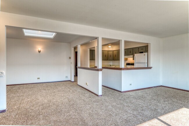 Building Photo - 1713 Nelson Rd