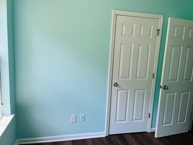 Building Photo - Wow! 3 bedroom 2 bathroom in Senoia. Must ...