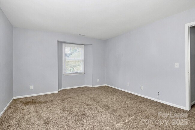 Building Photo - 6146 Meadow Rose Ln