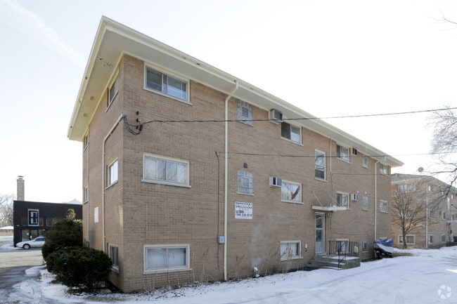 Building Photo - 340 E Burlington St