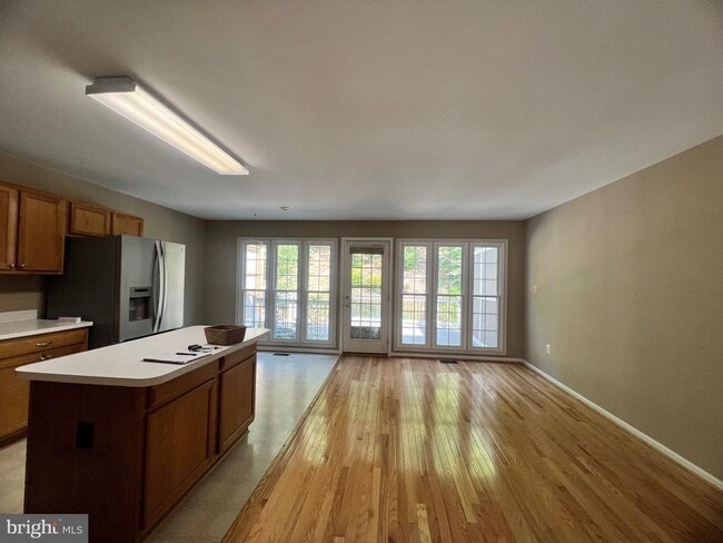 Building Photo - 208 Fair Oaks Ave