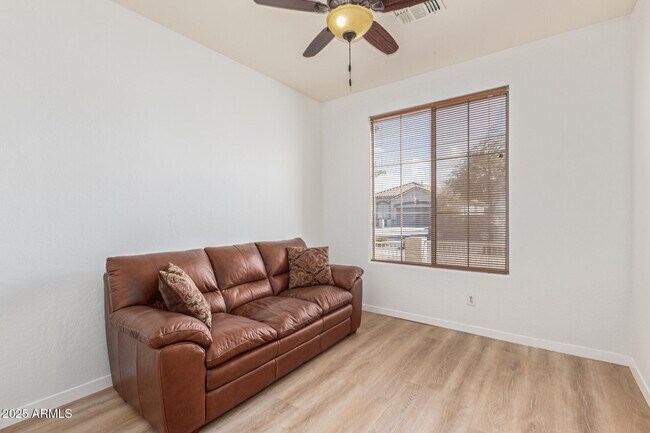 Building Photo - 20910 E Sonoqui Dr