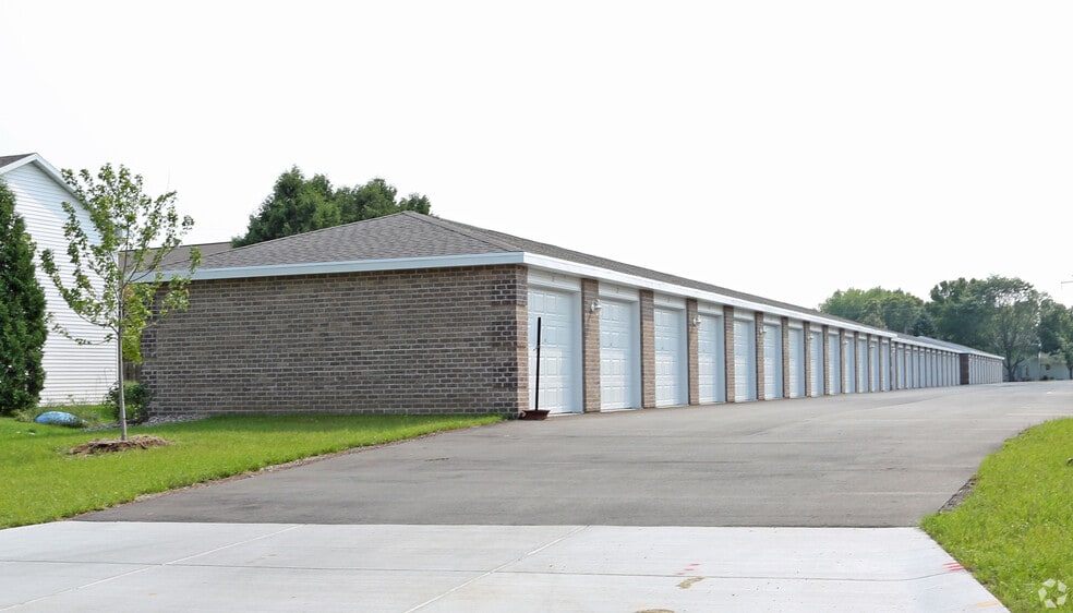 Building Photo - Village View