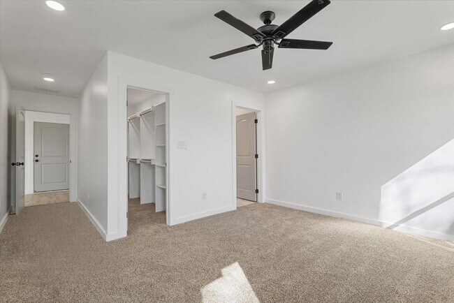 Building Photo - 311 Church St