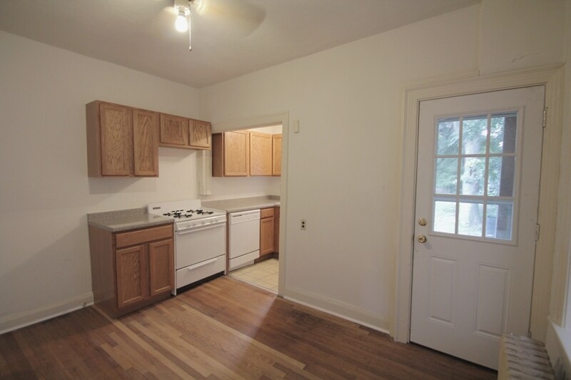 Building Photo - 428 S Trenton Ave