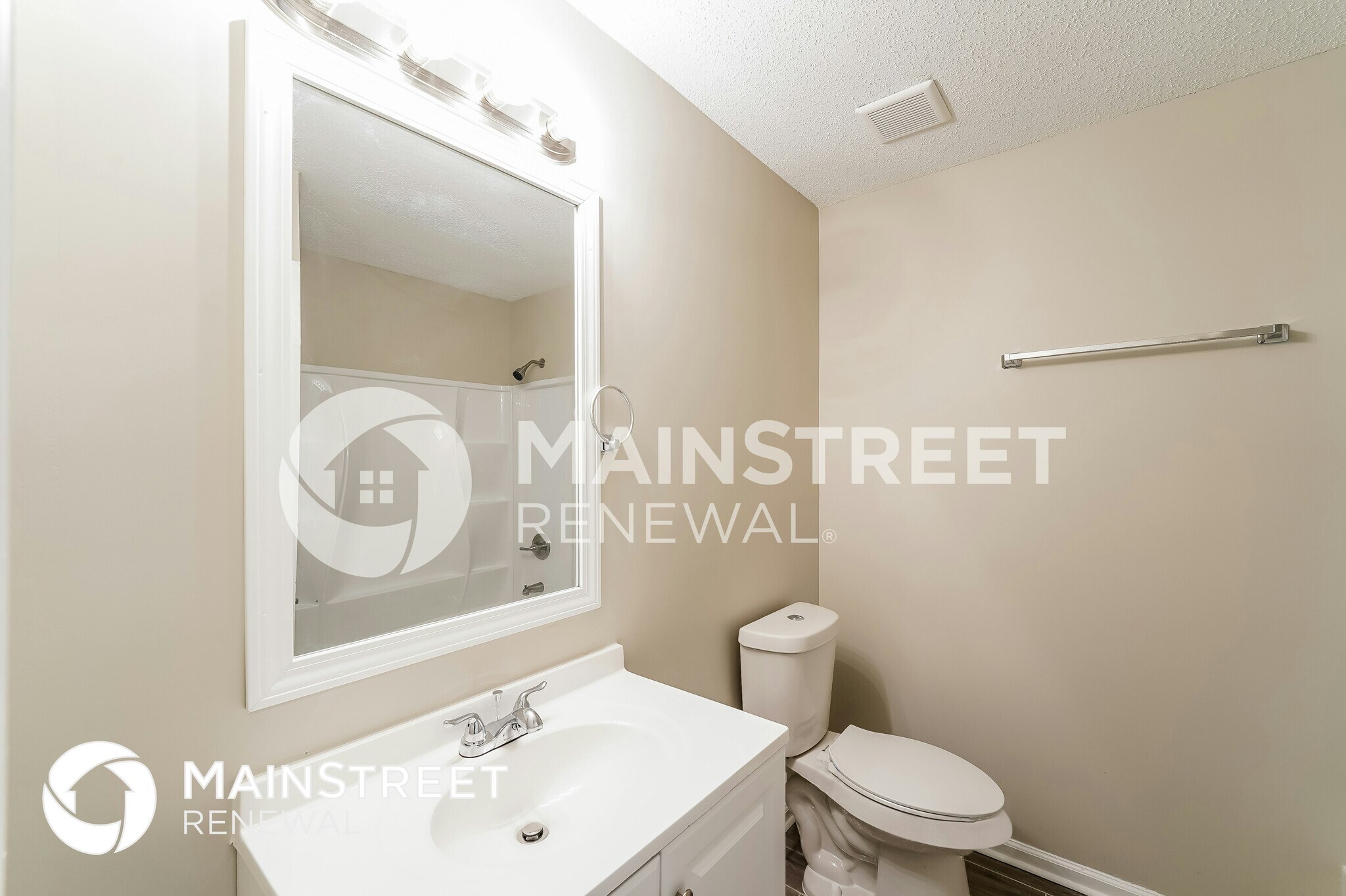 Building Photo - 6594 Davison Rd