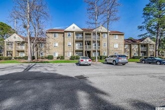 Building Photo - 440 Myrtle Greens Dr