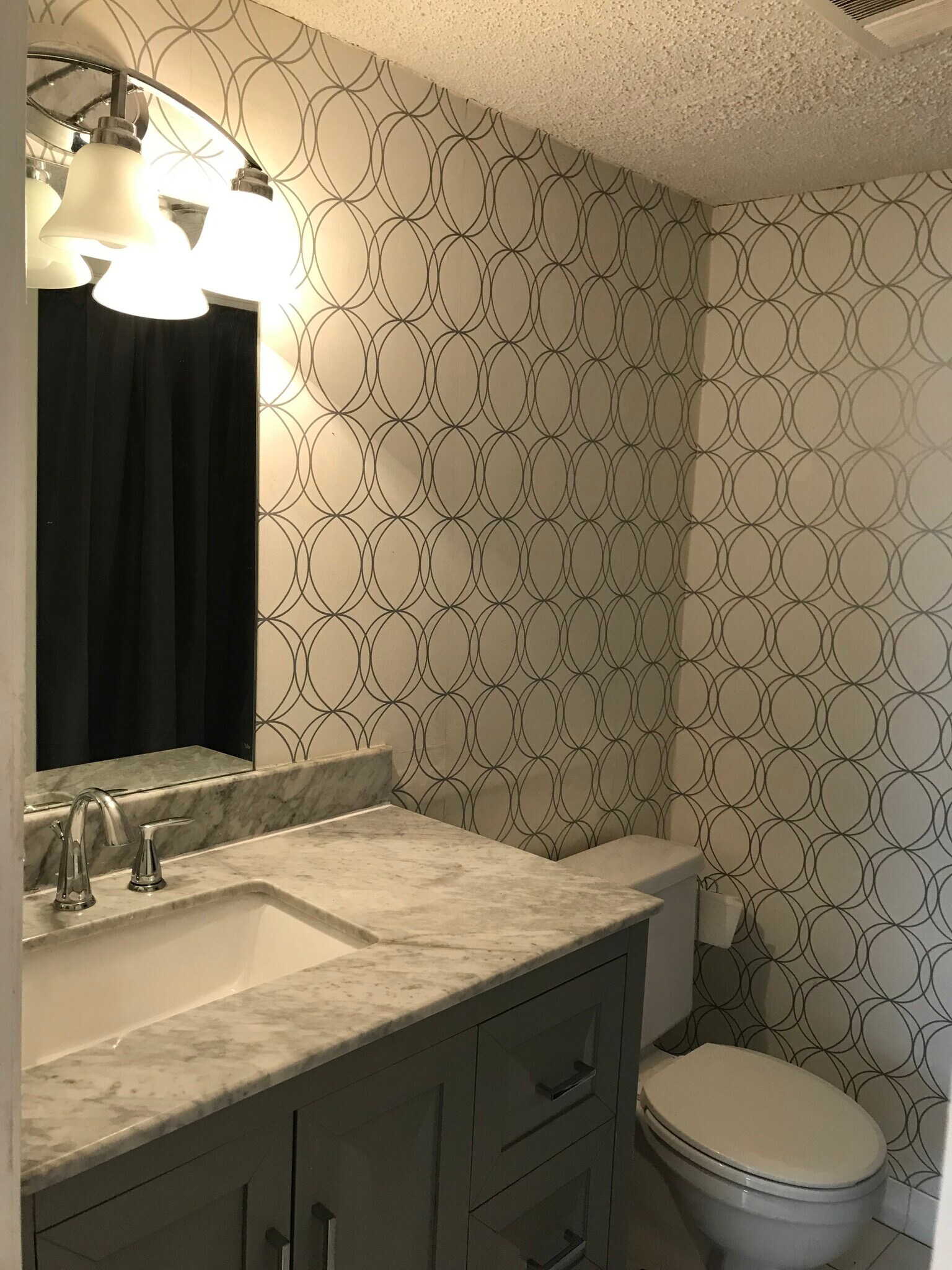 Building Photo - 5622 Clarke Address