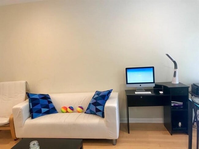 Building Photo - 375 North Highland Avenue Northeast