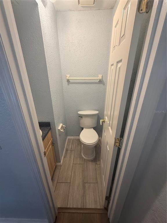 Building Photo - 3355 Riverview Way