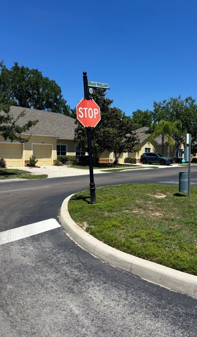 Building Photo - 4195 Winding Vine Dr