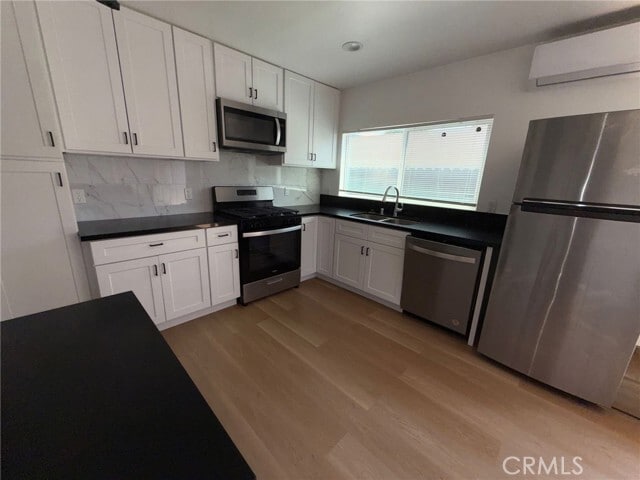 Building Photo - 12610 Martha St