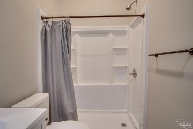 Building Photo - 203 S L St