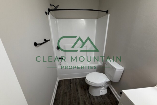 Building Photo - WINTER IS COMING! NEWLY RENOVATED HOME - $1825