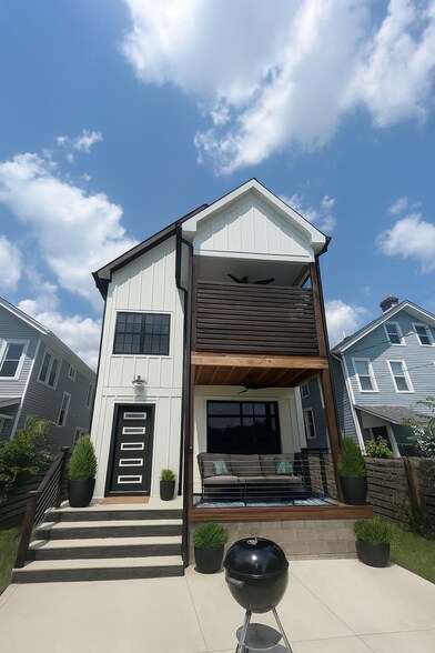 Building Photo - 1551 E Rich St