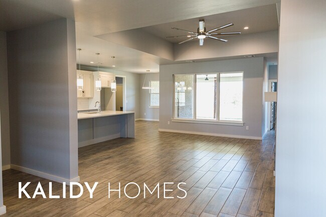 Building Photo - 1796 Salma Rd