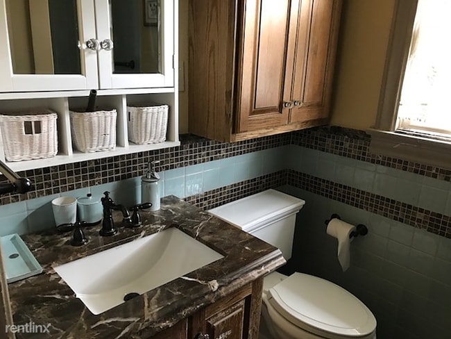 Building Photo - 4 br, 2.5 bath House - 2505 Rosedale Street