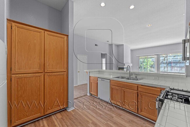 Building Photo - 27090 Adelanto Dr