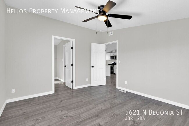 Building Photo - 5621 N Begonia St