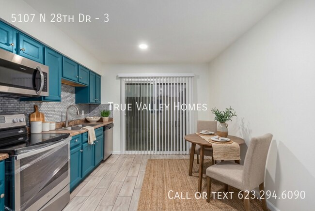 Building Photo - 5107 N 28th Dr