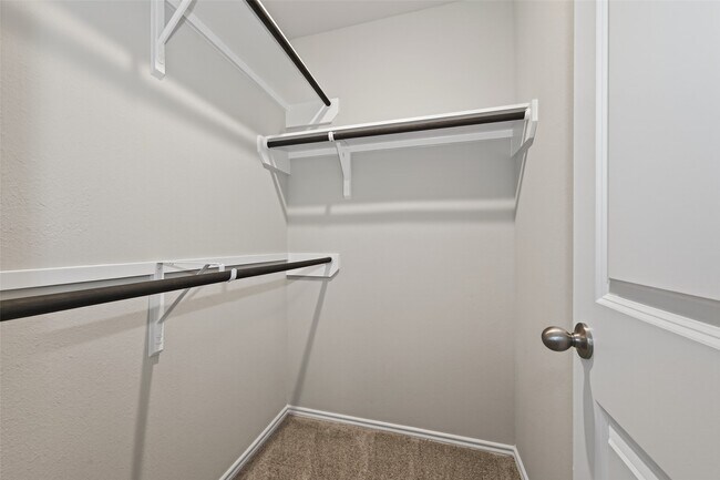 Building Photo - 8619 Gleaming Vlg Wy