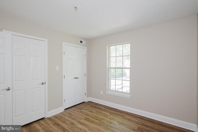 Building Photo - 3100 Cardinal Way
