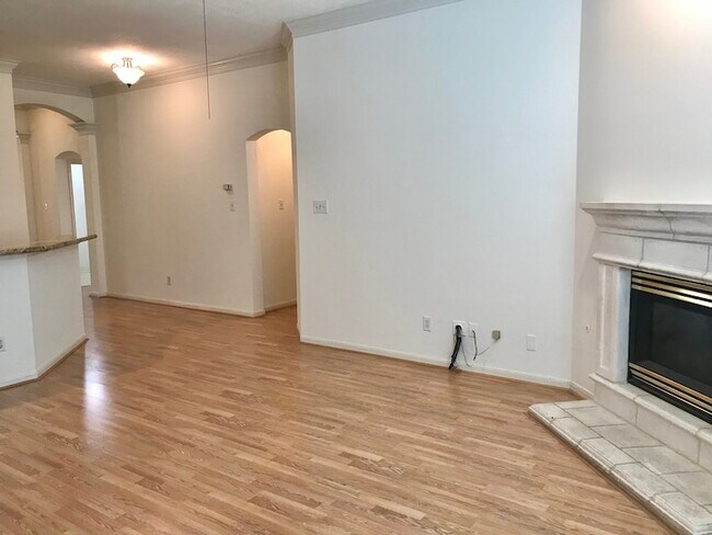 Building Photo - 9311 Cantata Ct