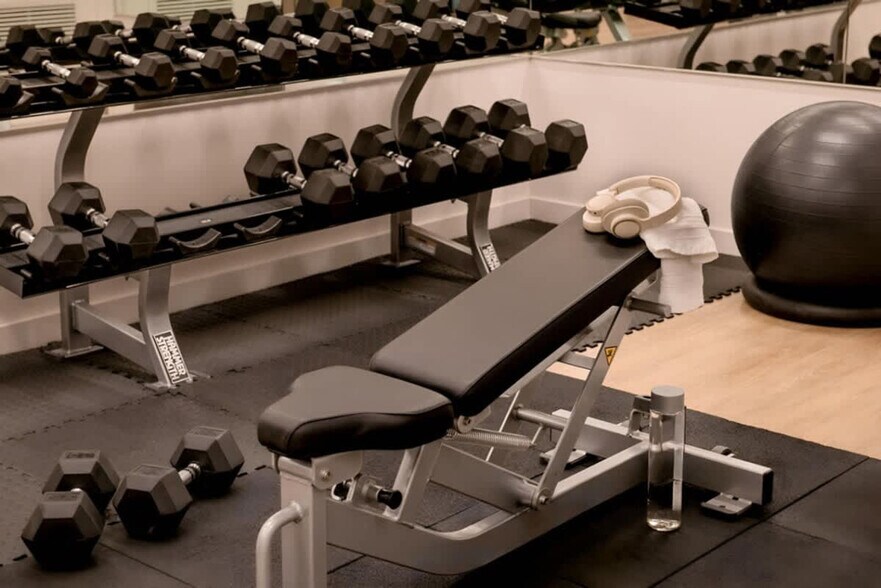 Building Photo - 1220 17th St