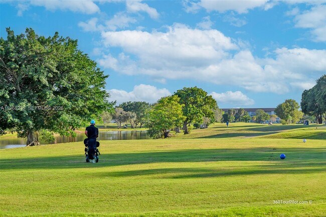 Building Photo - 1351 SW 125th Ave