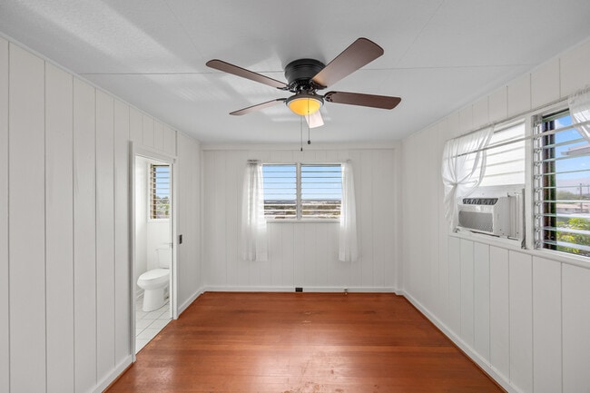 Building Photo - 1608 Makamua St