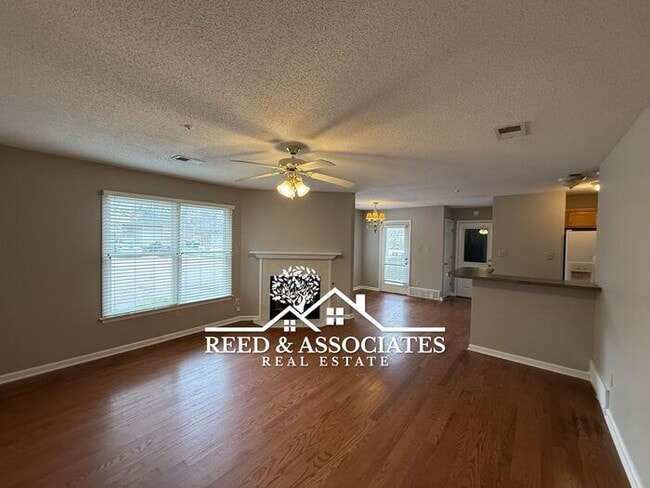 Building Photo - COMING SOON! Collierville Townhome!