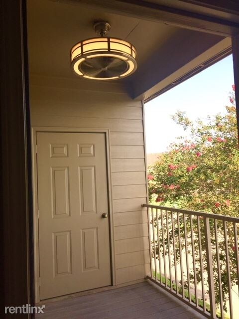 Building Photo - 3 br, 2 bath Condo - 5155 Etta St 2F Unit 2F