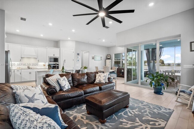 Building Photo - 9734 SW Meridian Wy