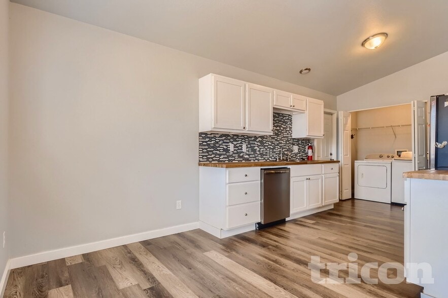 Building Photo - 2625 Alpine Ave