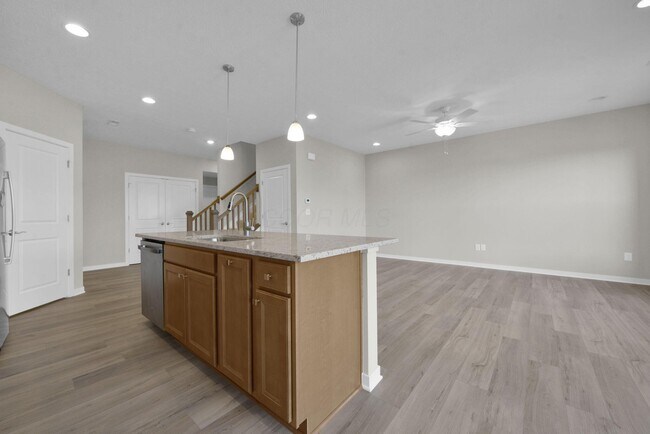 Building Photo - 5515 Fawnsbury Ct